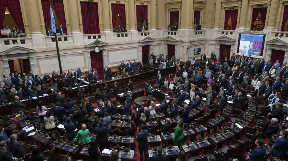 El Presupuesto 2027 ya ingresó al Congreso.